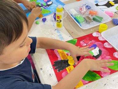 Little Picasso, Age 4 to 6 years , Art class for kids Bahrain 