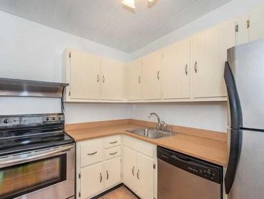 300 Lookout Avenue, Unit #C3, Hackensack 