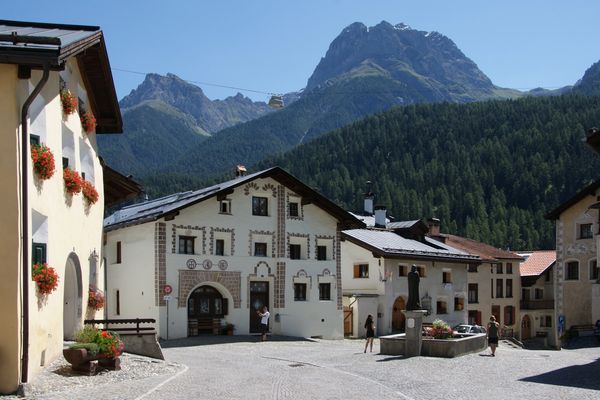 Scuol, Switzerland, Travel Guide