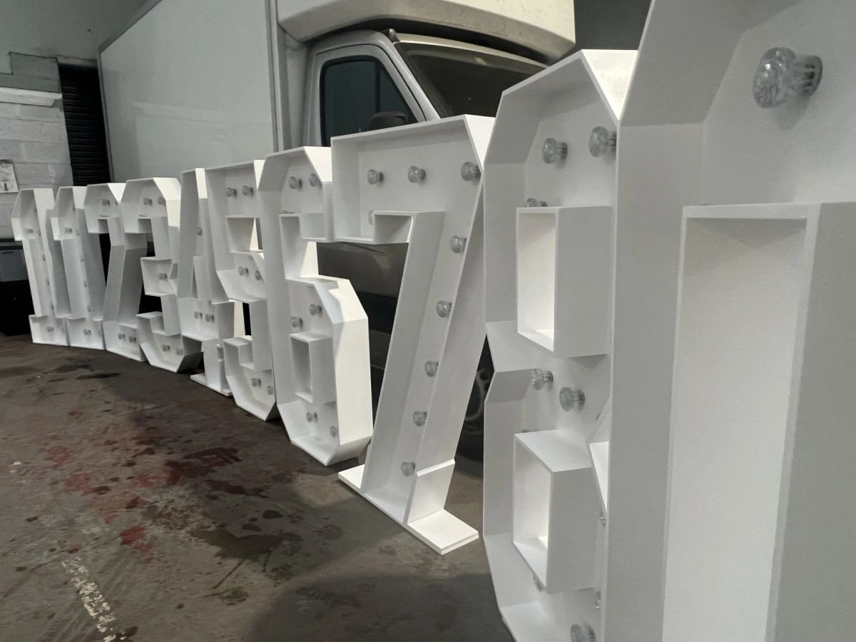 Full Set Of 10 L.E.D Light Up Numbers (0-9)