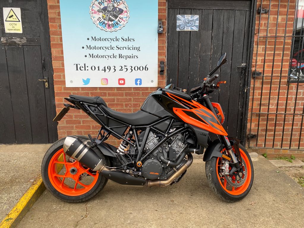 KTM1290 Superduke R