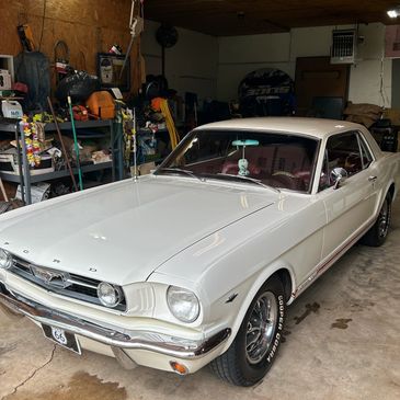 1967 Ford Mustang that recieved a interior & exterior detail Recieved a ceramic wax to protect paint