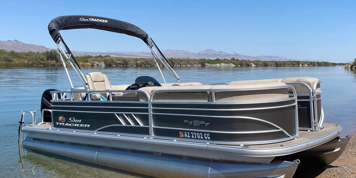 Pontoon Boat at Topock 66 Dock