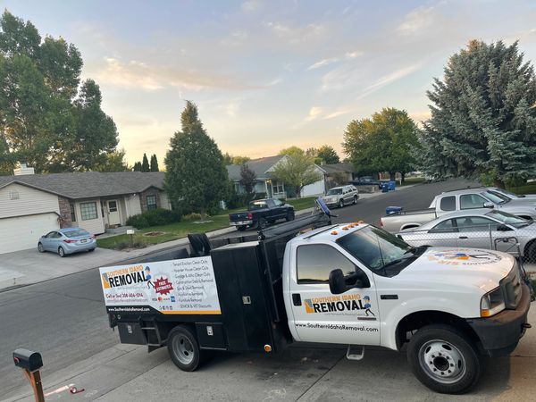 Junkremoval brushremoval junkhaul twinfallsjunkremoval estatecleanout garagecleanout housecleanout 