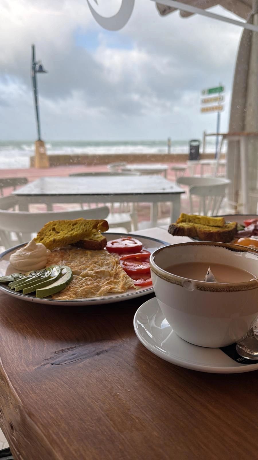 Desayuno frente al mar SEAVILLAS
