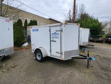 small enclosed box trailer rentals in Portland Oregon for moving storage and more. 