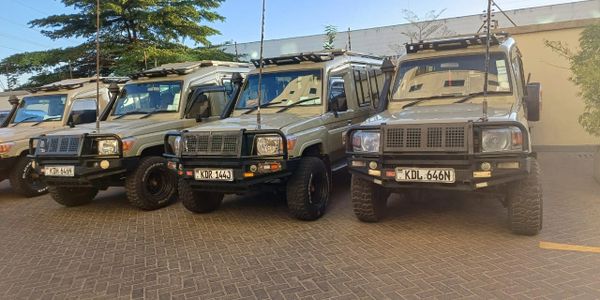 Kip Urban Safari Landcruisers for hire 