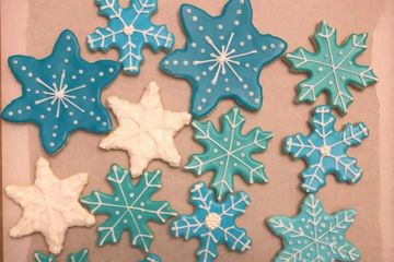 Decorated Snowflake Cookies