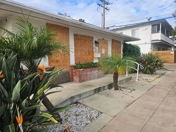 Emergency Board Up House