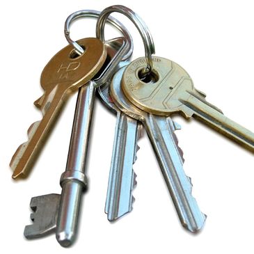 Keys cut in tidworth, locksmith service, keys cut while you wait