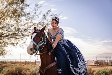 Equine photography, senior graduate photography, quincenera horse photo