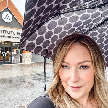 Battle Ground based esthetician specializing in customized skincare, facials, & sugaring 