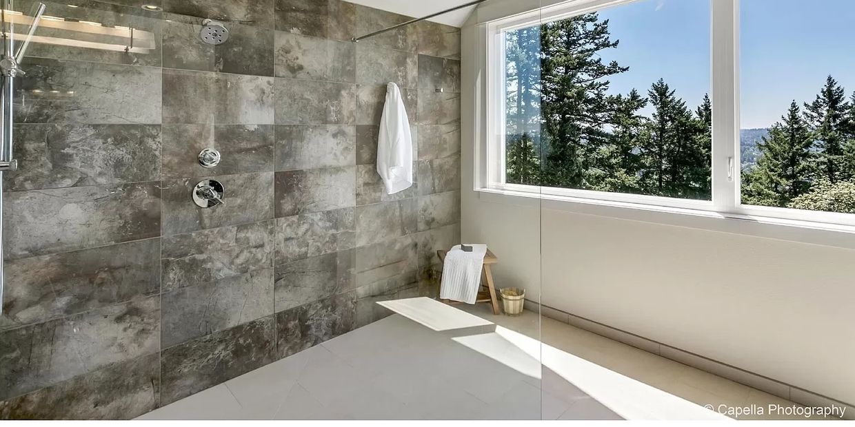 Barrier-free shower