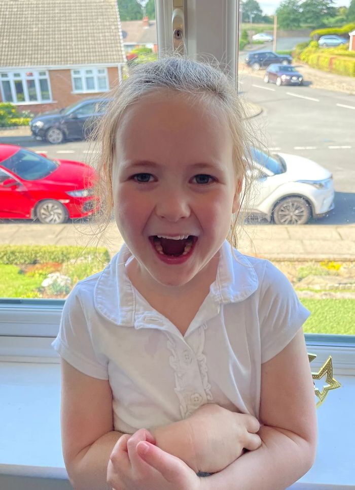 Isla Hutton - The Long Cutie