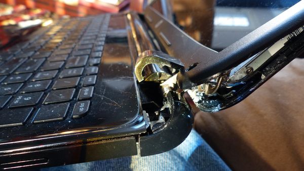 Broken Hinge
Repair Hinge
Fix Broken Hinge
Replace Broken Hinge
MacBook  Pro Hinge Replecement