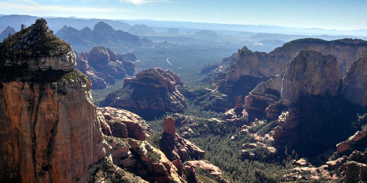 Enjoy the best guided hiking tours in Sedona with Trail Lovers during your visit to Arizona.