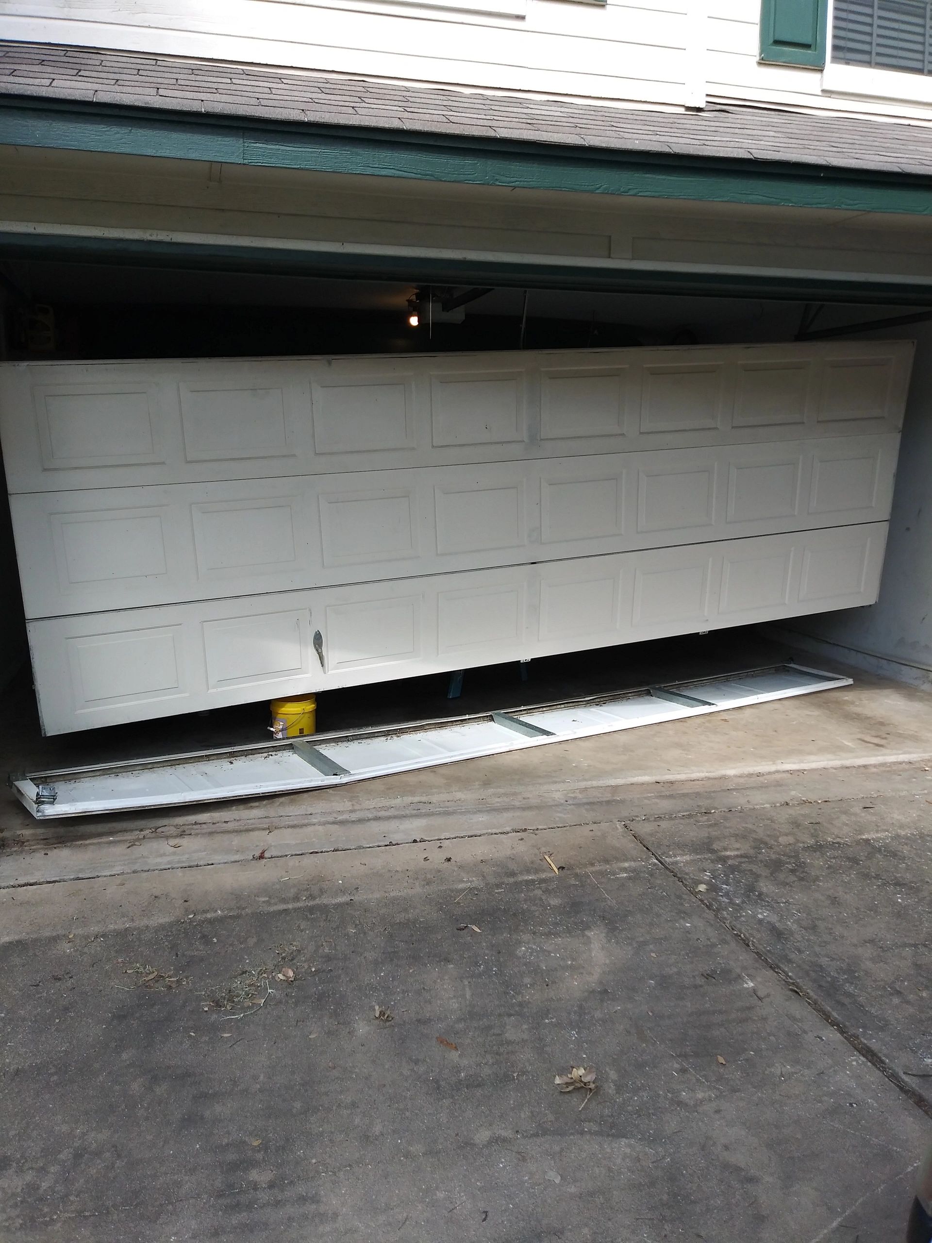 Garage Door Repair Company Americasfrontdoor Garage Door Repair Company Americasfrontdoor