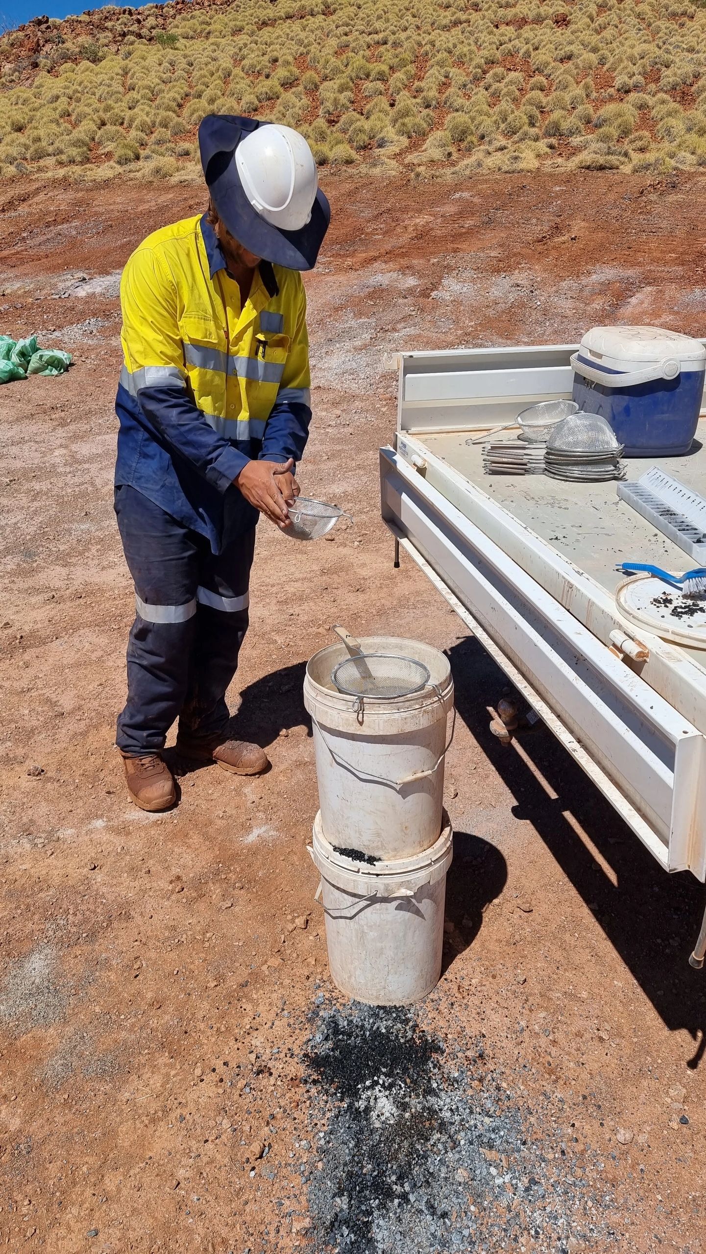 sieving and logging RC drill chips for sampling in the pilbara