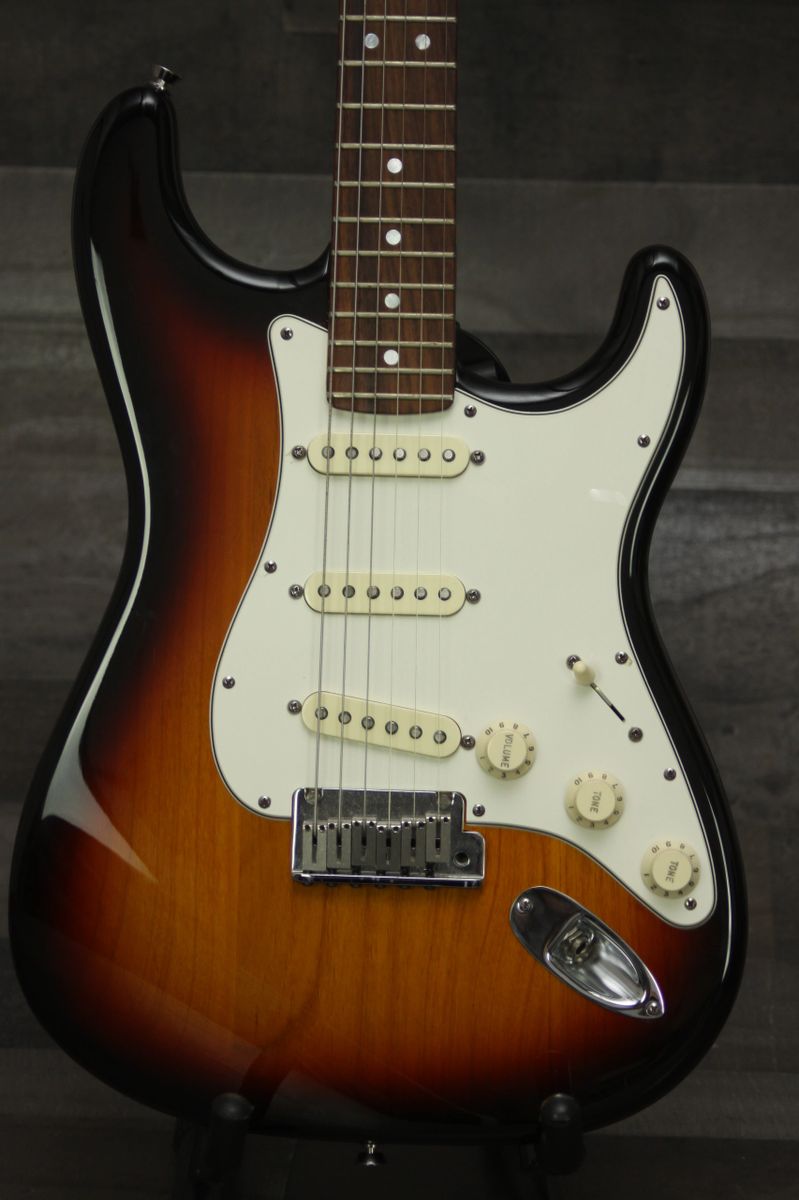 Fender Stratocaster 60th Anniversary Standard 2006 Sunburst