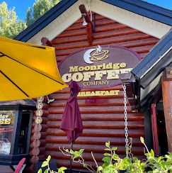 ☕ A perfect mountain morning at Moonridge Coffee Co. &mdash; one of our favorite local spots near Edgar&rsquo;s Hideaway in Big Bear Lake.