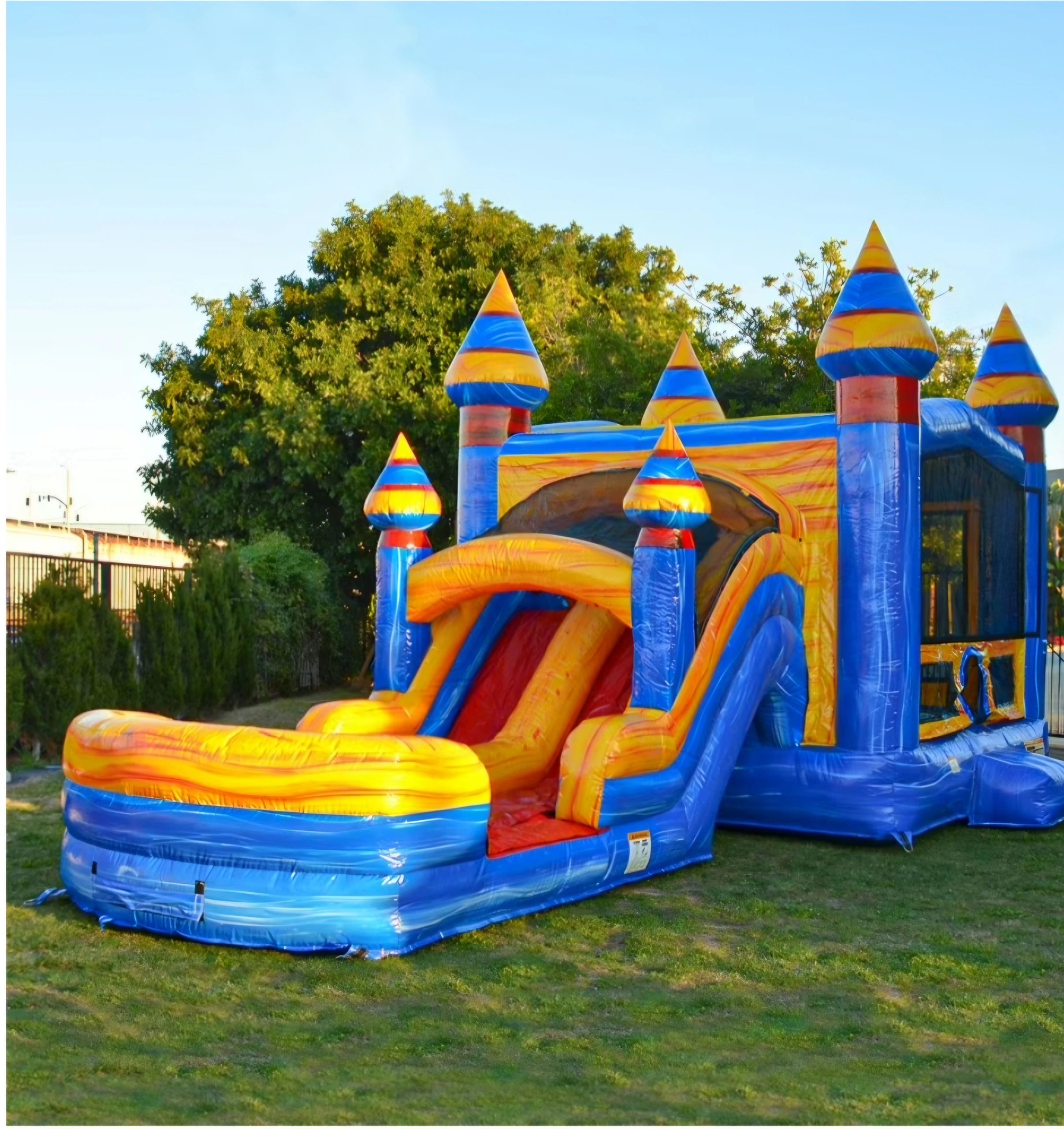 Melting Artic Dual Lane Combo
31L x 13W x 15H
Capacity: max occupancy of 6/800lbs.
$250/Dry
$300/Wet