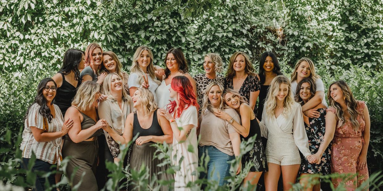 Salon, Beauty Bar Fifth Winnipeg Winnipeg, Manitoba Fifth Winnipeg