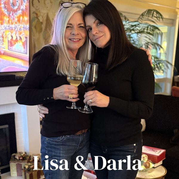 Picture of the Artist with her sister 