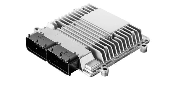 Engine Control Unit used to measure the volume of fuel injected into an engine. #decarbx