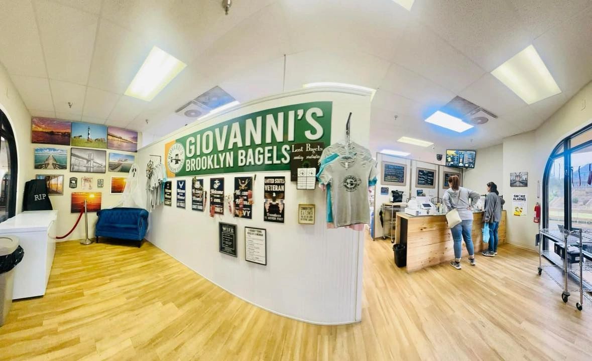 Giovanni's Brooklyn Bagels Emerald Isle cover