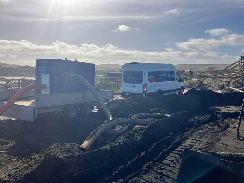 Compressor and Diving Van set up for dredging