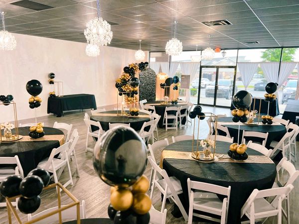 Black and gold graduation party at Suite Events venue in Broken Arrow.