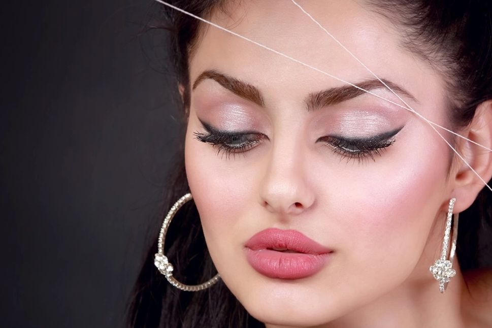 Threading brows since 00’ | Beauty Cafe Salons