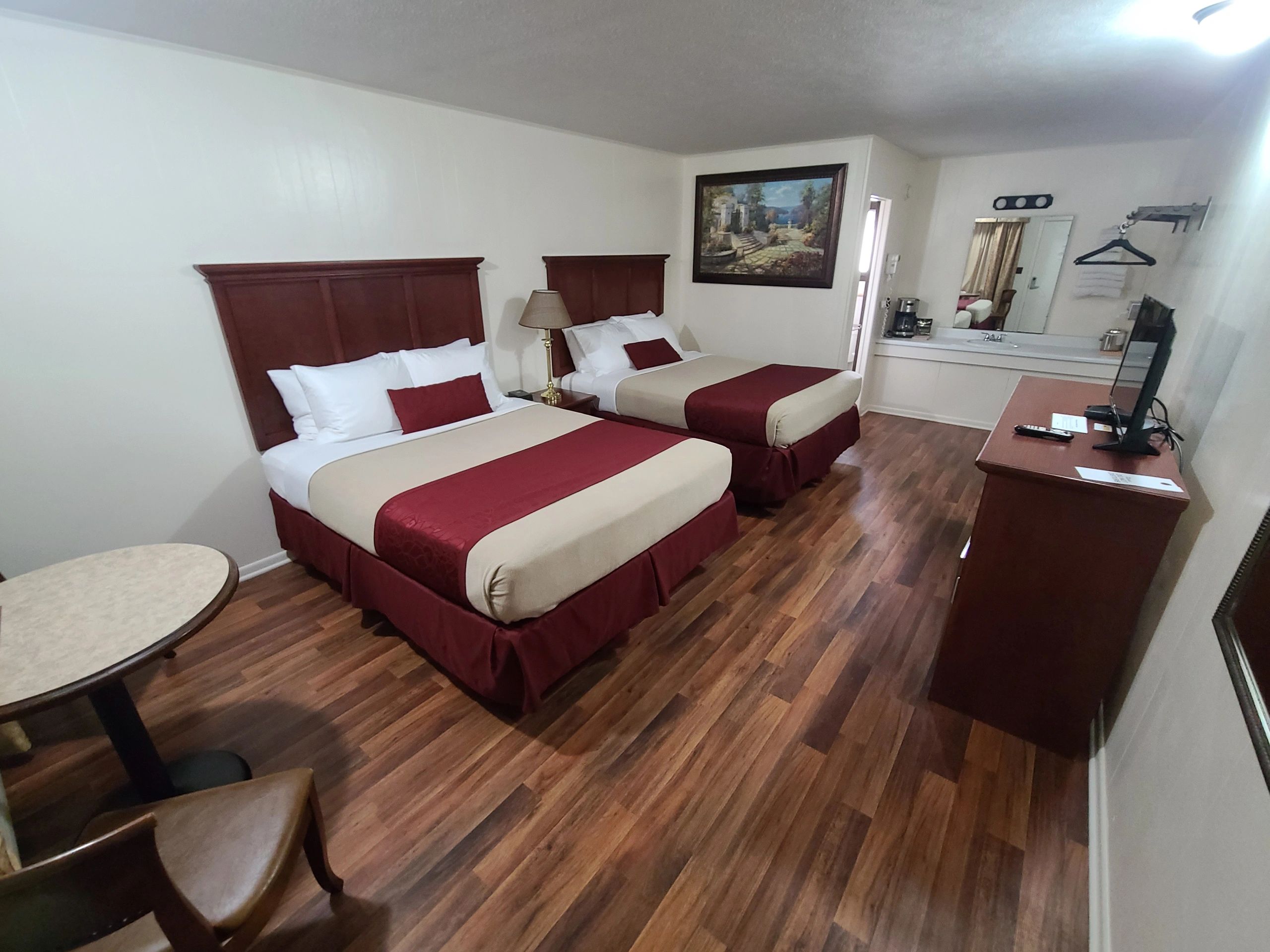 Homestead Motel — photo 14 of 21