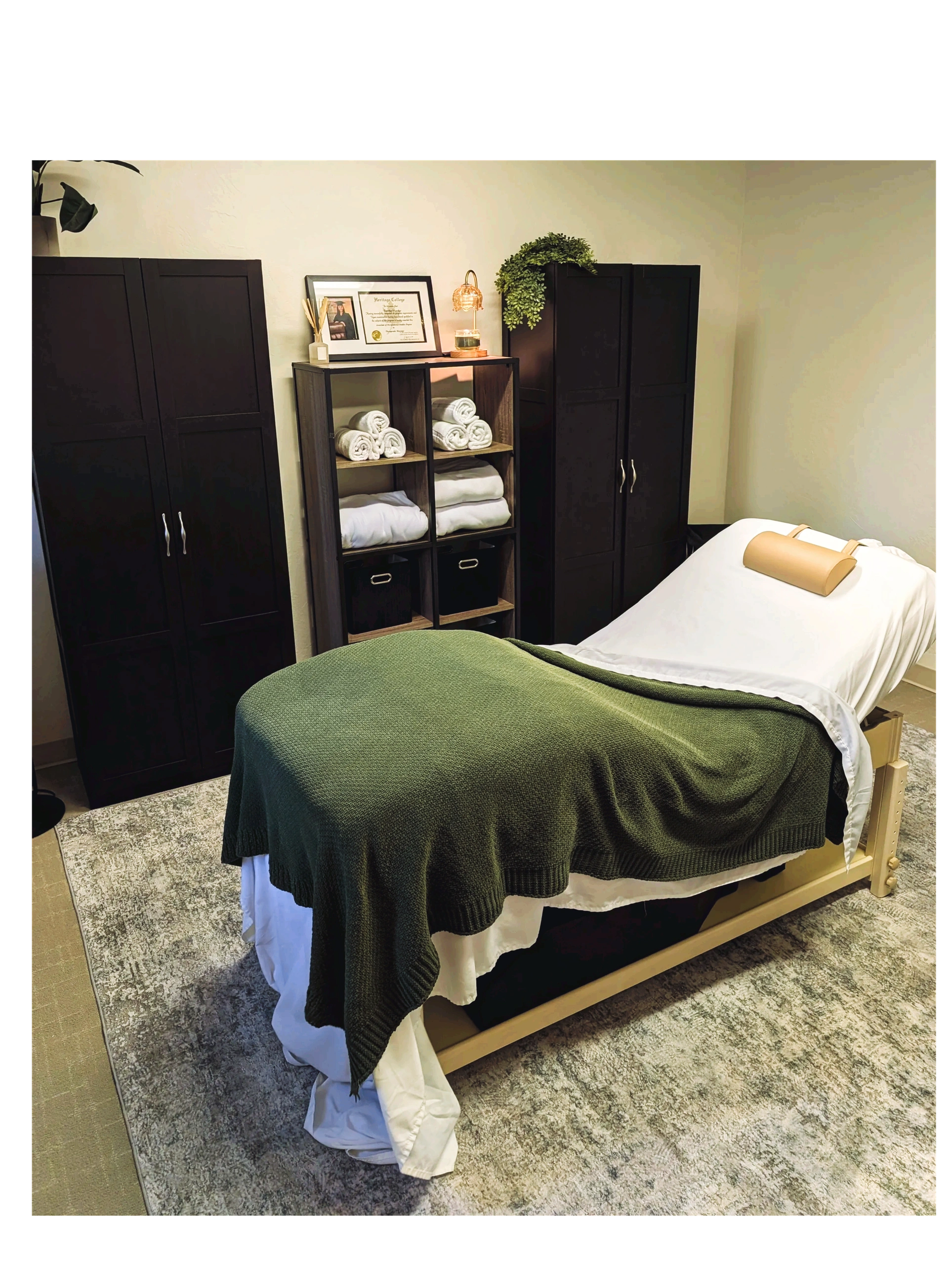 hydraulic table for prenatal, postnatal pregnancy massage