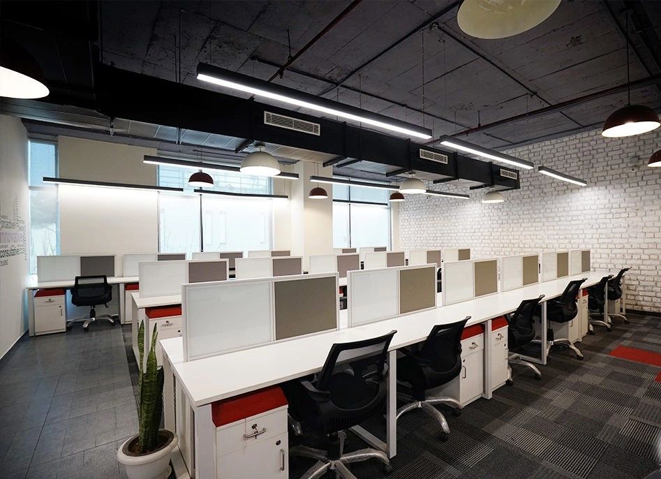 120 Seater Office Space for Rent in Udyog Vihar Phase 4 Gurgaon near NH 8 | Furnished Office Space