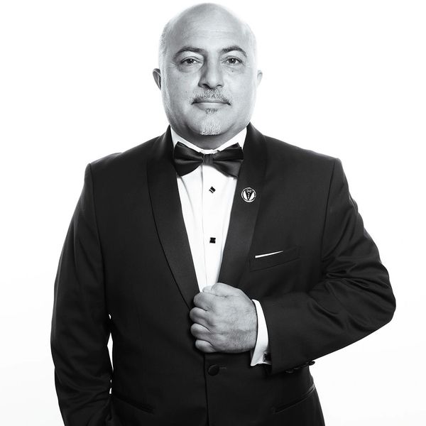 Luxury Los Angeles event planner Reneh Simonian in a classic  leading high-end weddings and events