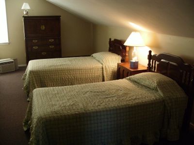 3rd floor with twins bedroom