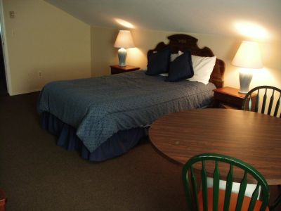 3rd floor full bedroom