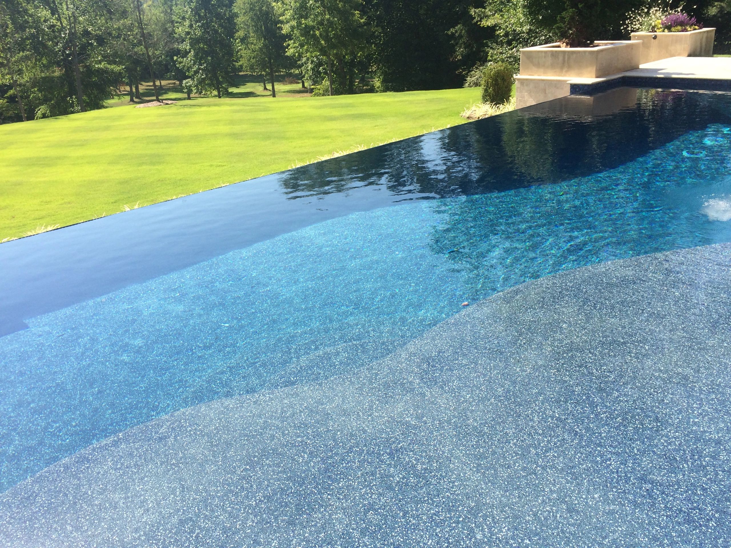 backyard-creations-swimming-pool-builder-swimming-pool-cleaning