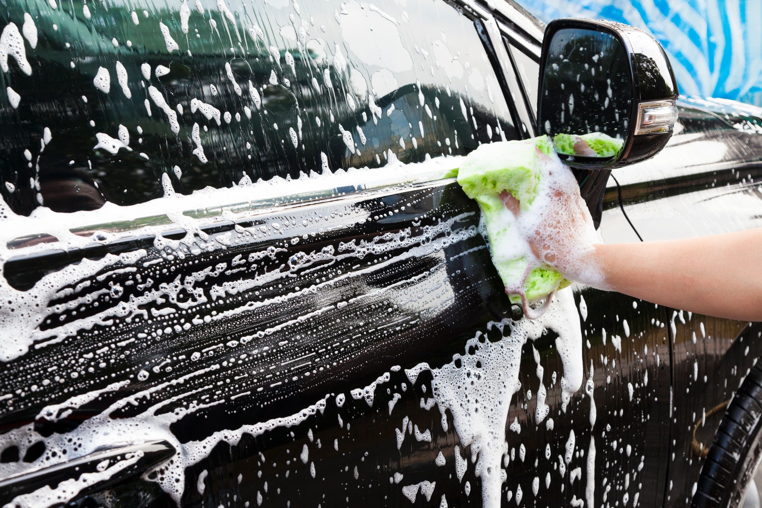 Car Detailer VS Conventional Car Wash 