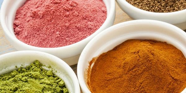 Freshly powdered fruits, vegetables, and herbs 