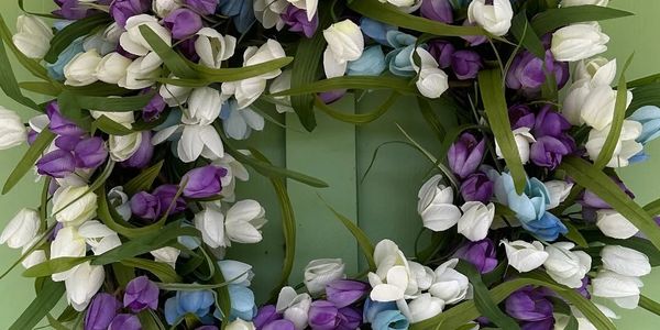 Spring Tulip Wreath