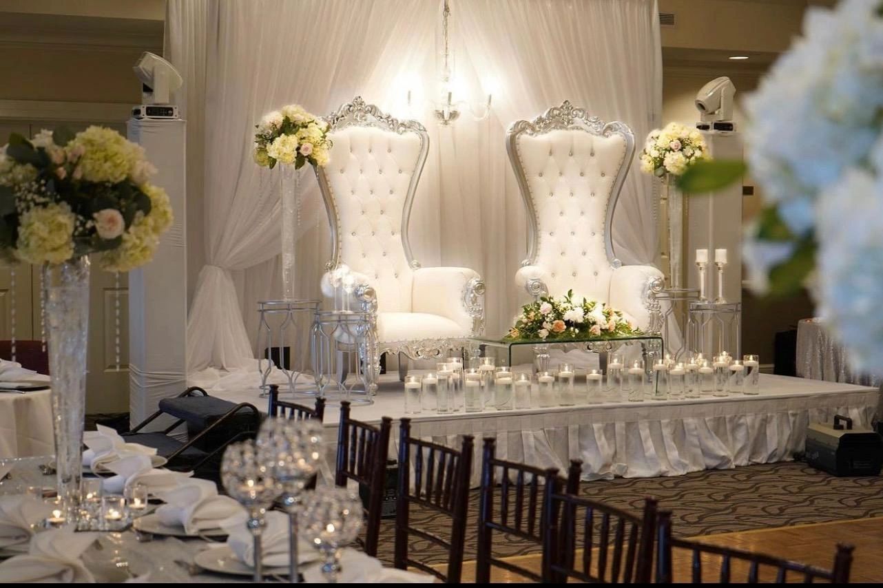 Royal King and Queen Throne Rentals