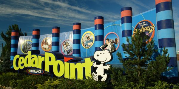 Cedar Point amusement park entrance with Snoopy figure.