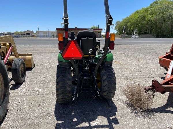 2019 John Deere 2025R 
300 hours, good condition, with skid steer quick attach bucket and pallet for