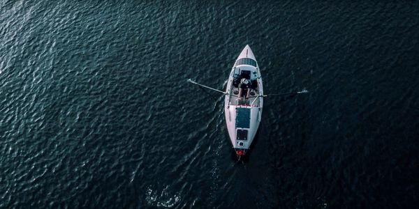 https://img1.wsimg.com/isteam/ip/b40d649c-5286-4fad-acd8-008160816fbc/rowoflife_stills_01.jpg/:/cr=t:5.56%25,l:0%25,w:100%25,h:88.89%25/rs=w:600,h:300,cg:true