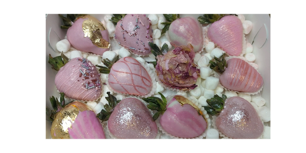 Valentines  day pink chocolate covered strawberries 