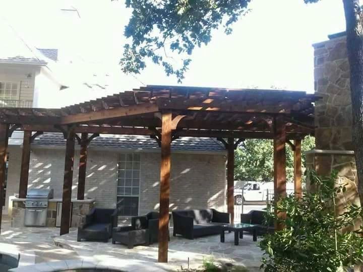 What S The Difference Between A Pergola And An Arbor