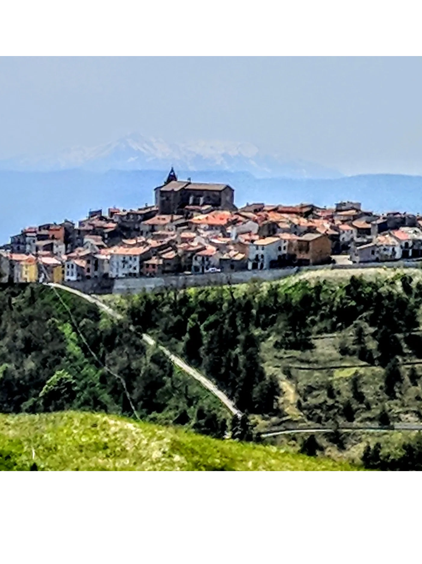 Schiavi di Abruzzo from Monte Pizzuto