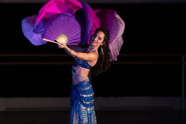 Belly dancer London, Belly dance lessons